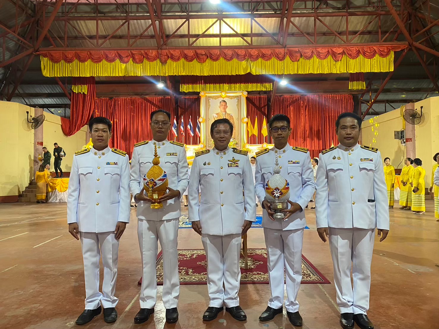 สวท.ฝาง ร่วมพิธีถวายเครื่องราชสักการะและวางพานพุ่ม และพิธีจุดเทียนถวายพระพรชัยมงคล เฉลิมพระเกียรติพระบาทสมเด็จพระเจ้าอยู่หัว เนื่องในโอกาสพระราชพิธีมหามงคลเฉลิมพระชนมพรรษา 6 รอบ 28 กรกฎาคม 2567